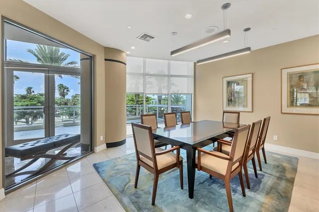 $1,525,000 | 340 South Palm Avenue, Unit 32, Sarasota, FL 34236