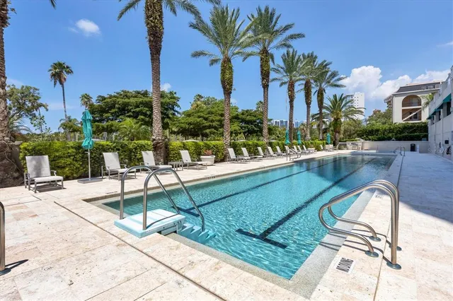 $1,525,000 | 340 South Palm Avenue, Unit 32, Sarasota, FL 34236