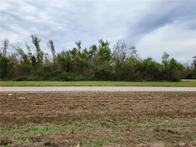 $490,000 | 990 South Fashion Boulevard, Hahnville, LA 70057