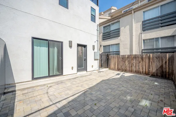 $4,477 | 246 North Dillon Street, Unit 248, Los Angeles, CA 90026