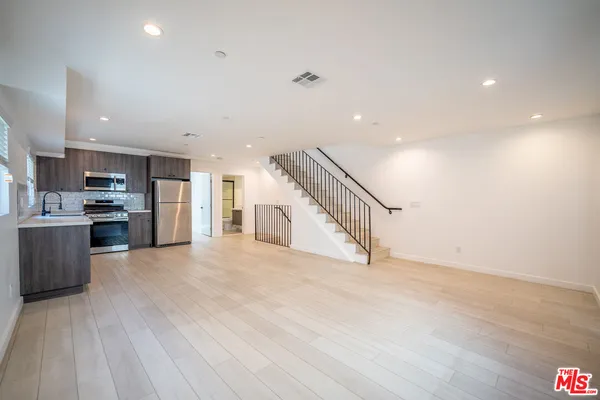 $4,477 | 246 North Dillon Street, Unit 248, Los Angeles, CA 90026