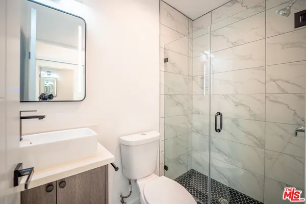 $4,477 | 246 North Dillon Street, Unit 248, Los Angeles, CA 90026
