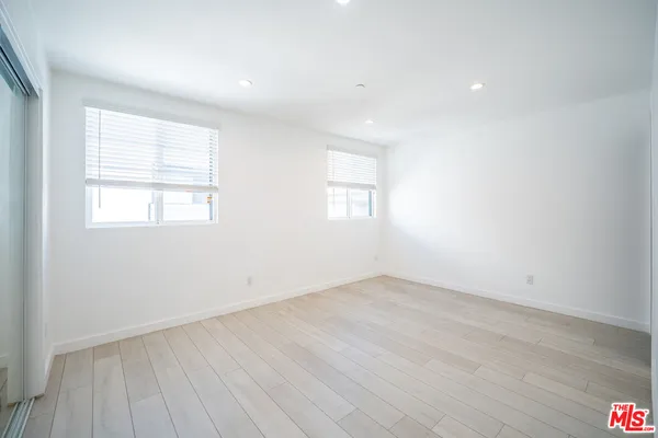 $4,477 | 246 North Dillon Street, Unit 248, Los Angeles, CA 90026