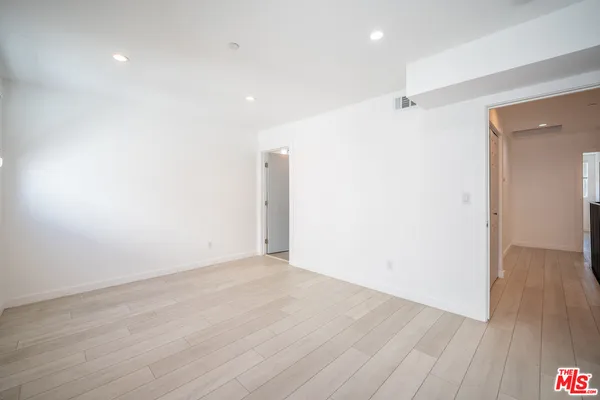 $4,477 | 246 North Dillon Street, Unit 248, Los Angeles, CA 90026