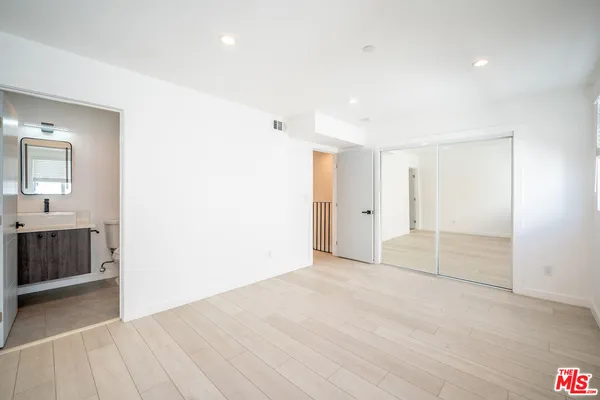 $4,477 | 246 North Dillon Street, Unit 248, Los Angeles, CA 90026