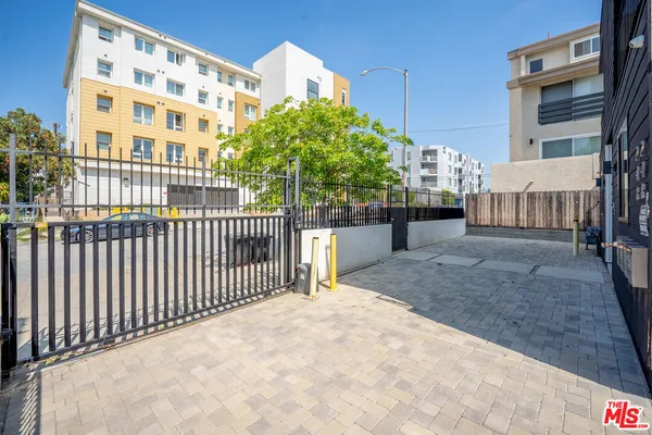 $4,477 | 246 North Dillon Street, Unit 248, Los Angeles, CA 90026