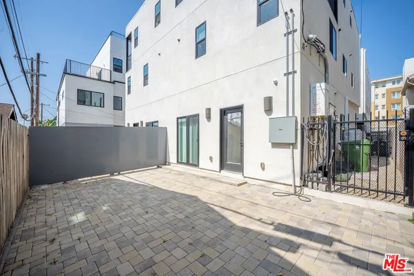 $4,477 | 246 North Dillon Street, Unit 248, Los Angeles, CA 90026