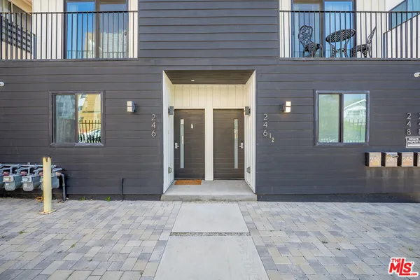 $4,477 | 246 North Dillon Street, Unit 248, Los Angeles, CA 90026