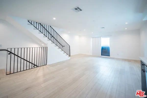 $4,477 | 246 North Dillon Street, Unit 248, Los Angeles, CA 90026