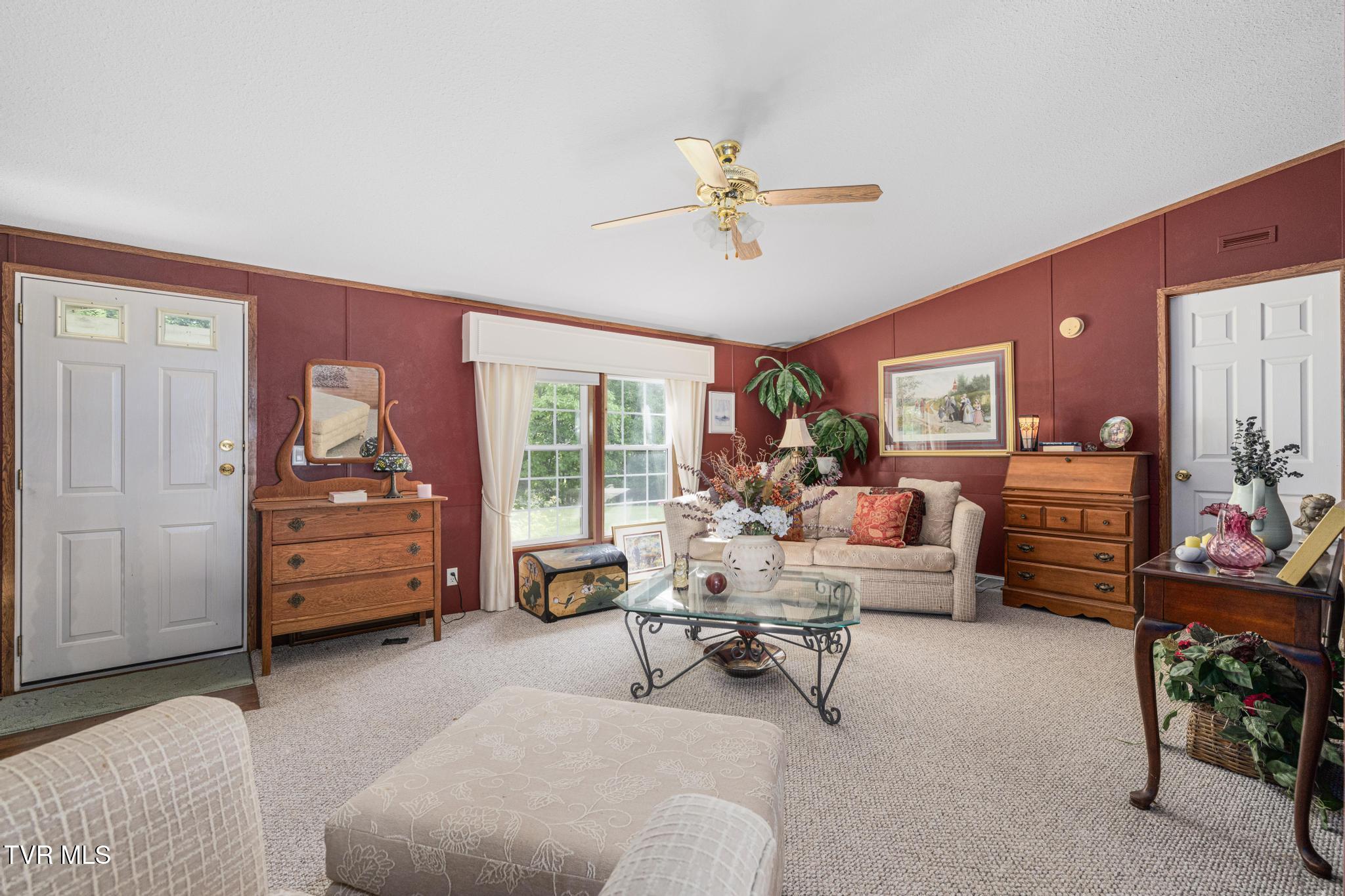 195 Estep Hollow Road Elizabethton, TN 37643 - Photo 34 of 69 IMG_7120