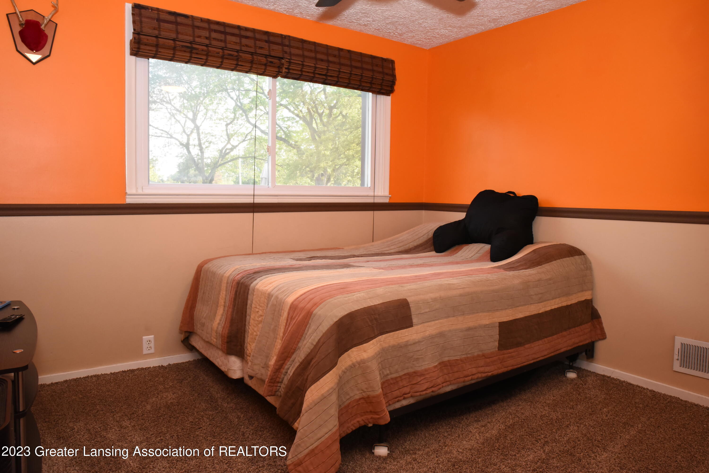 5550 Marsh Road Haslett, MI 48840 - Photo 12 of 30 DSC_9972