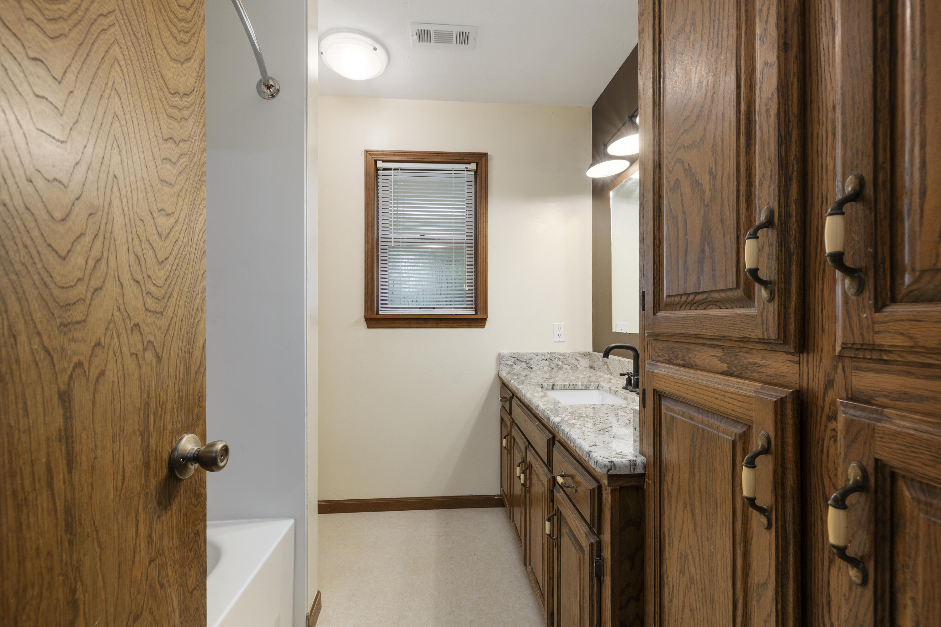 1238 East 425th Road Bolivar, MO 65613 - Photo 39 of 70 _MG_5935