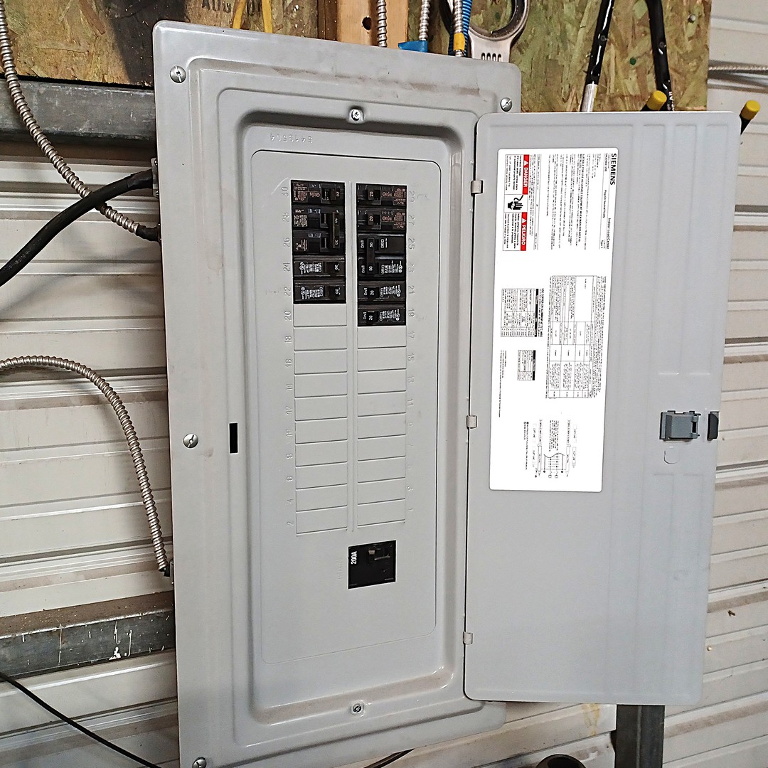 122 South Beach Street Kewanee, IL 61443 - Photo 16 of 49 a view of a door of the house