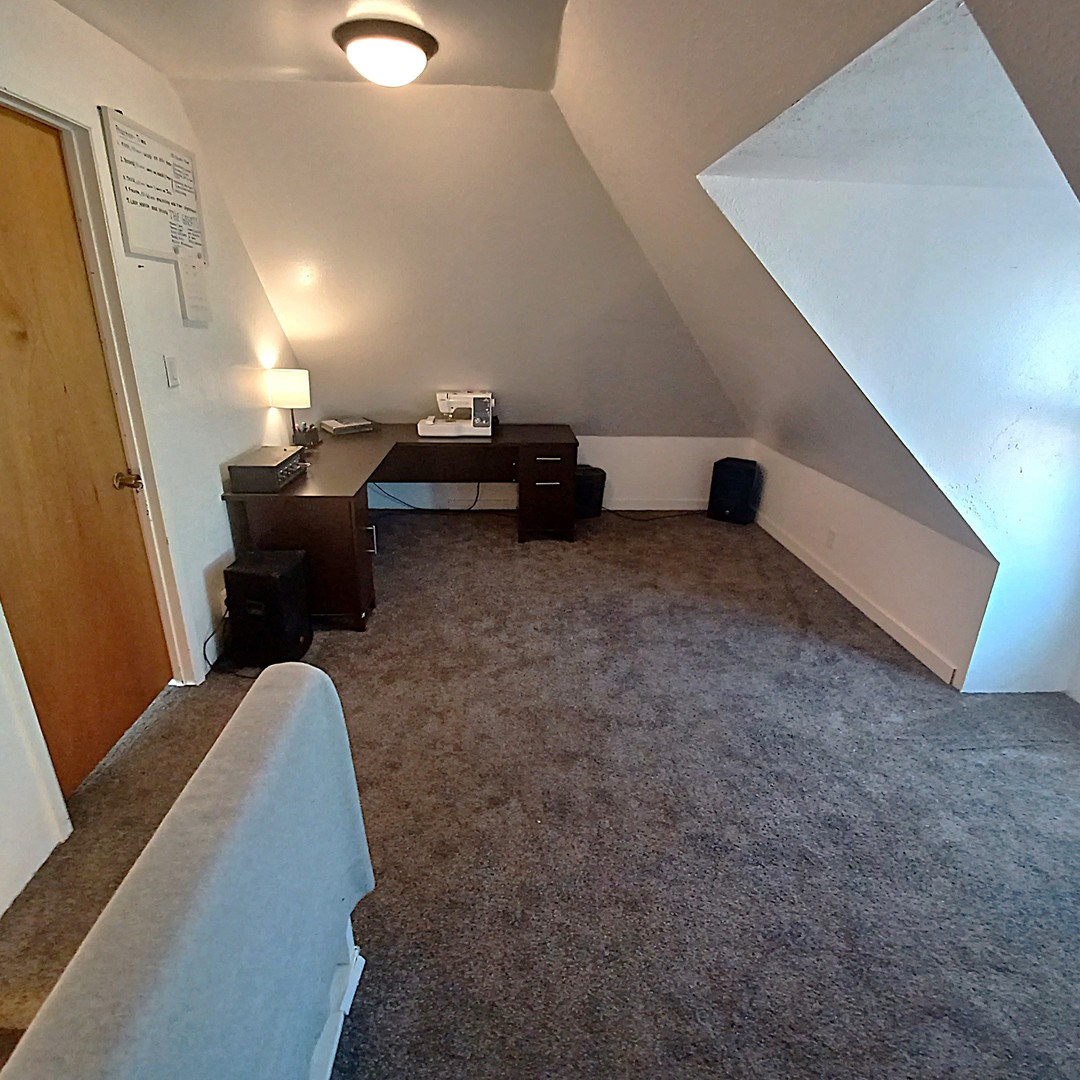 122 South Beach Street Kewanee, IL 61443 - Photo 46 of 49 a living room with furniture and a couch