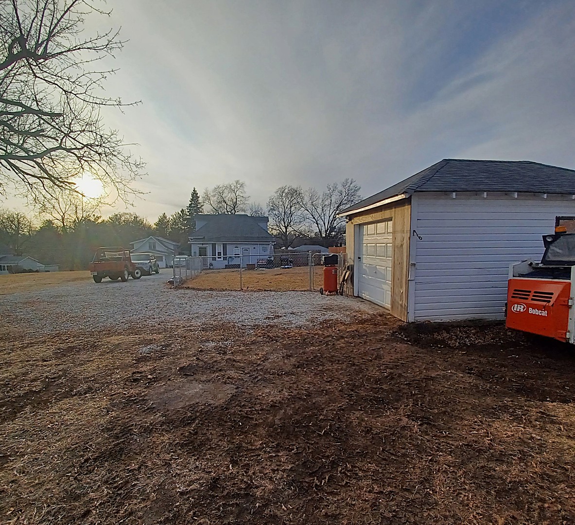 122 South Beach Street Kewanee, IL 61443 - Photo 5 of 49 a view of a house with a yard