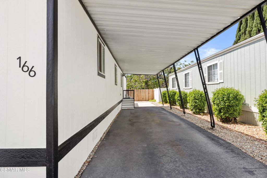 1550 Rory Lane, Unit 166 Simi Valley, CA 93063 - Photo 5 of 29