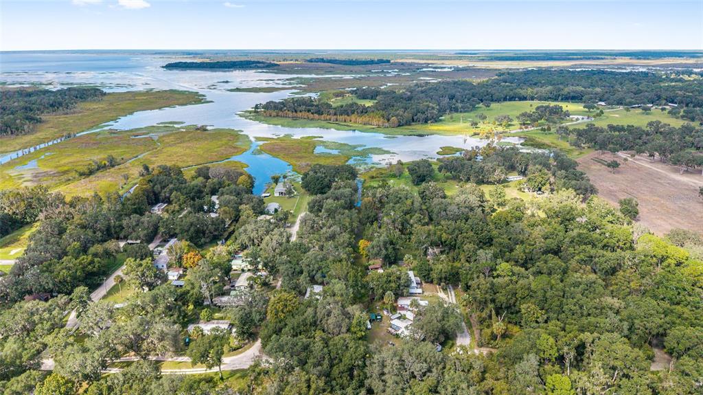 18395 Northwest 4th Terrace Citra, FL 32113 - Photo 4 of 66 a view of an ocean