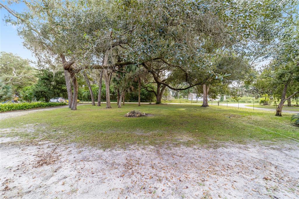 18395 Northwest 4th Terrace Citra, FL 32113 - Photo 60 of 66 a view of a park
