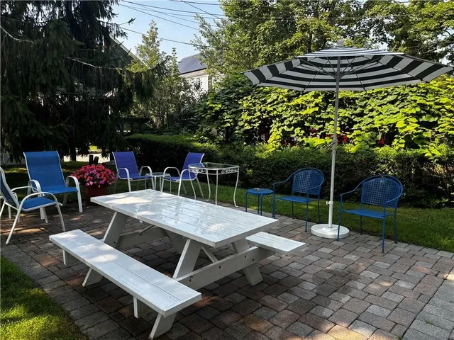 $1,950 | 45 East Bowery Street, Unit A, Newport, RI 02840