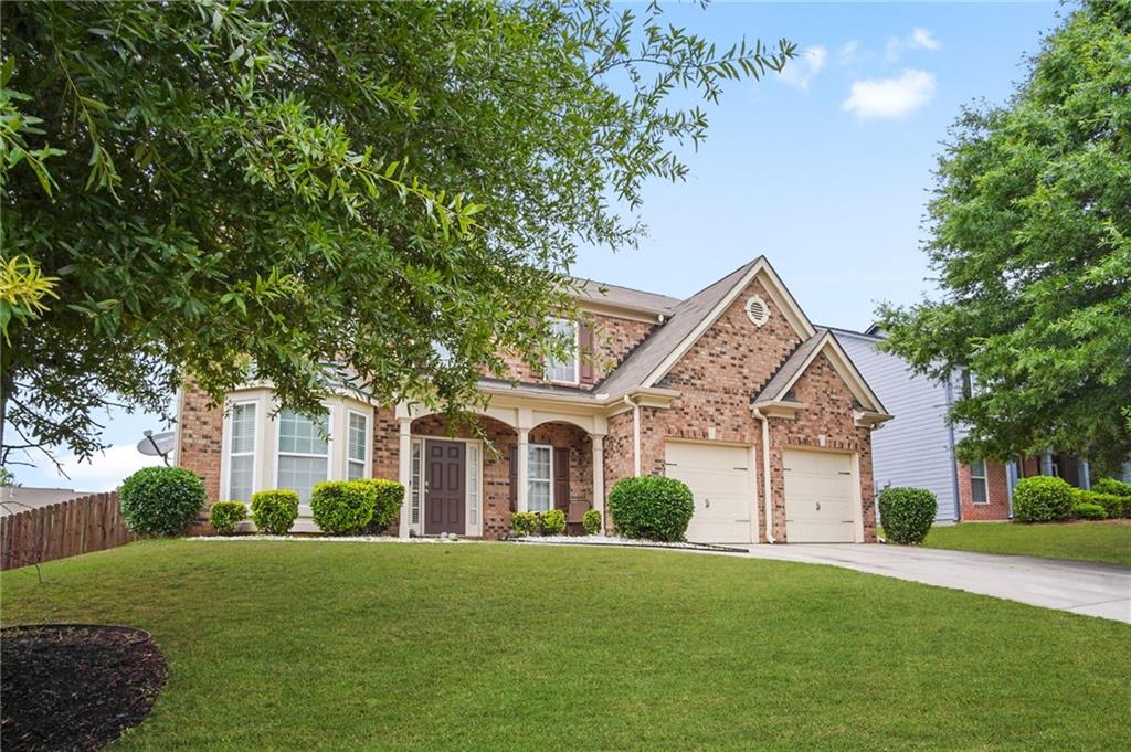 735 Stillrock Drive Southwest Atlanta, GA 30331 - Photo 2 of 16