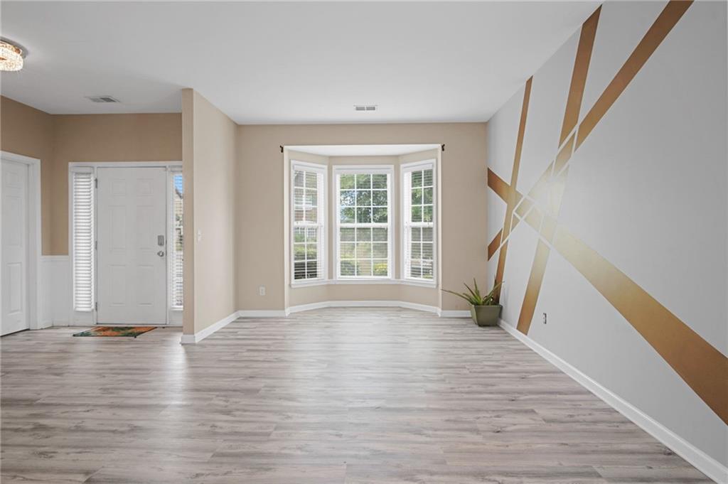 735 Stillrock Drive Southwest Atlanta, GA 30331 - Photo 6 of 16