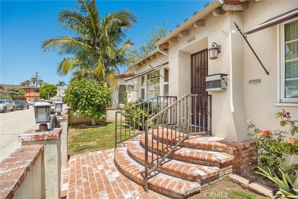 5555 Riviera Walk Long Beach, CA 90803 - Photo 2 of 30