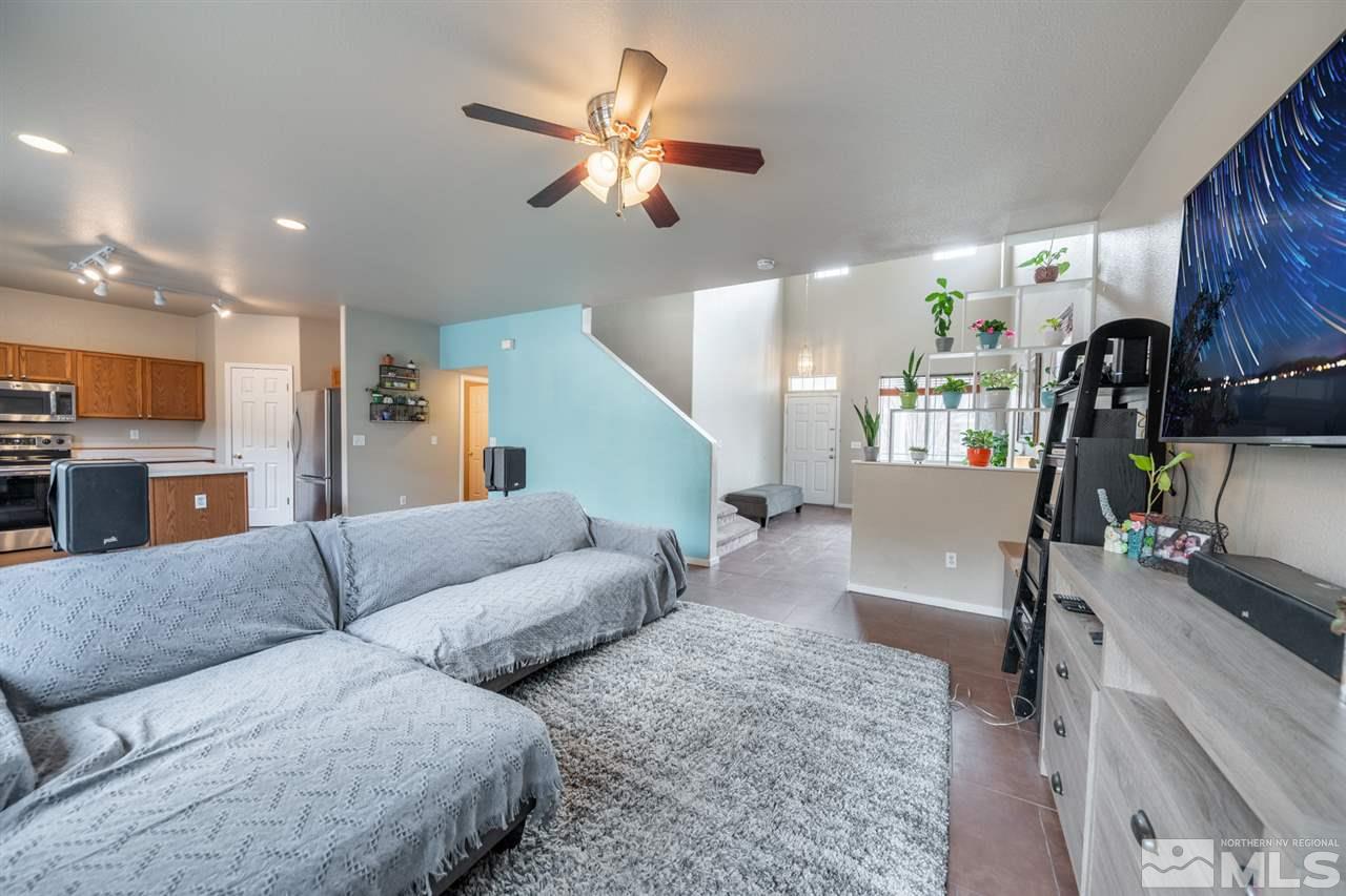 2340 Sapphire Ridge Way Reno, NV 89523 - Photo 8 of 27 Photo 8