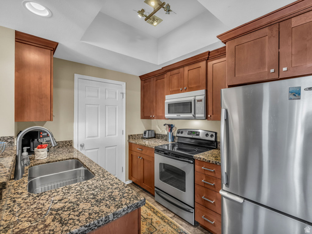 900 Bitner Road, Unit C24 Park City, UT 84098 - Photo 7 of 32