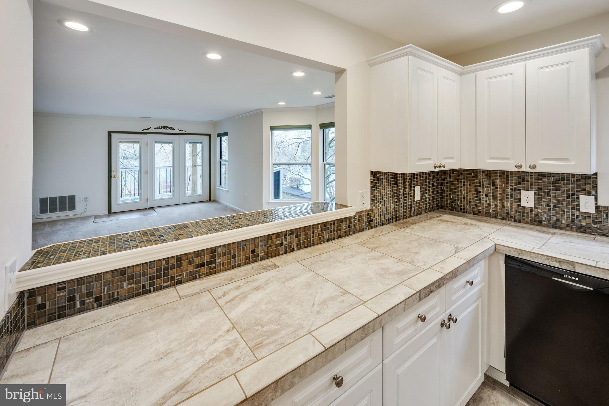 20575 Snowshoe Square, Unit 202 Ashburn, VA 20147 - Photo 6 of 24