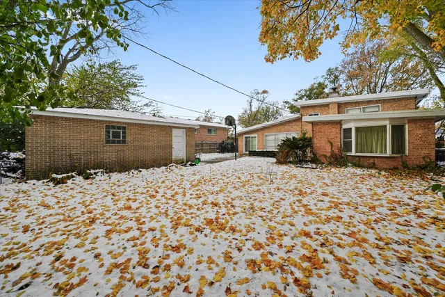 $4,350 | 400 Locust Road, Wilmette, IL 60091