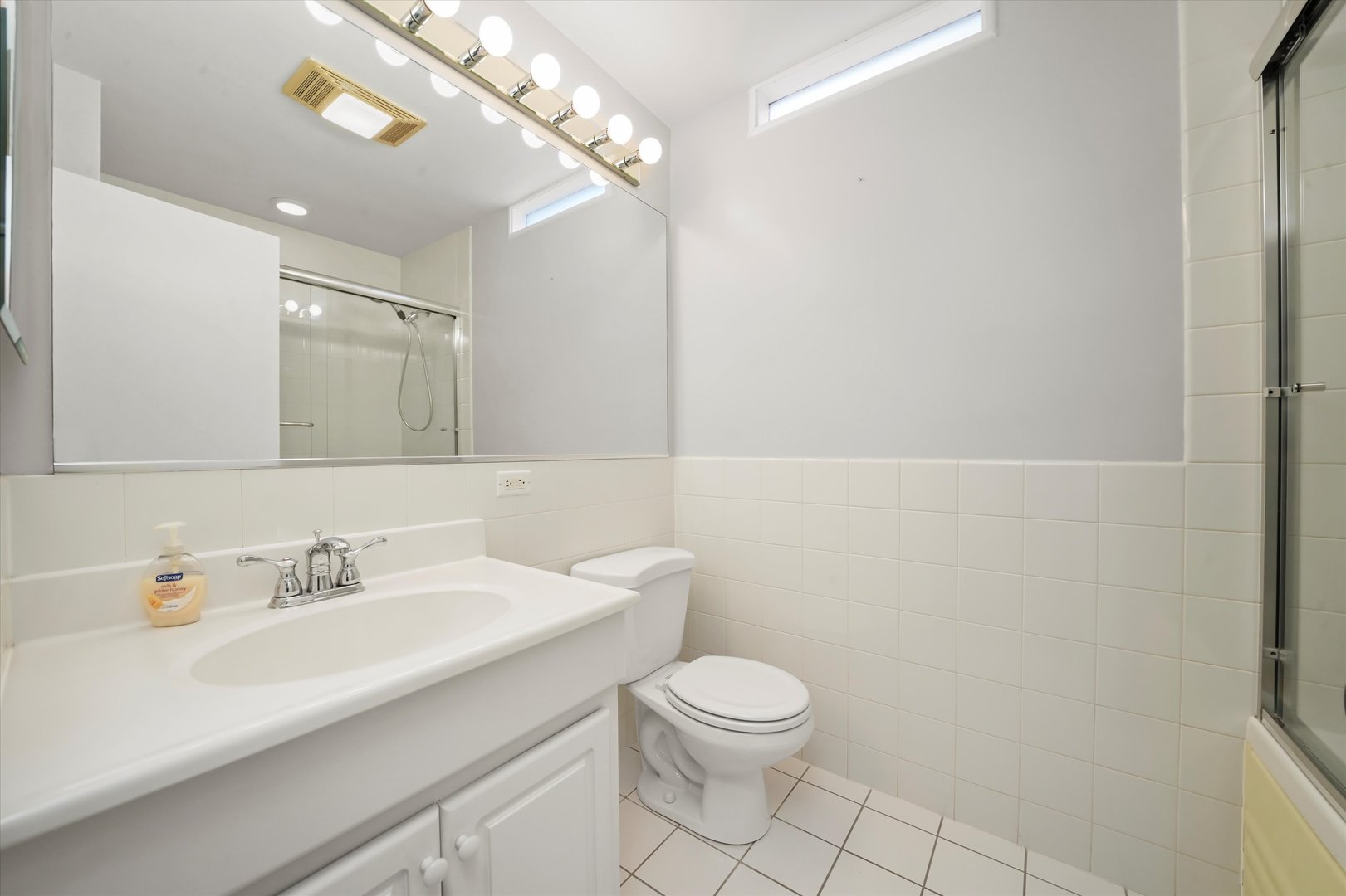 400 Locust Road Wilmette, IL 60091 - Photo 20 of 32