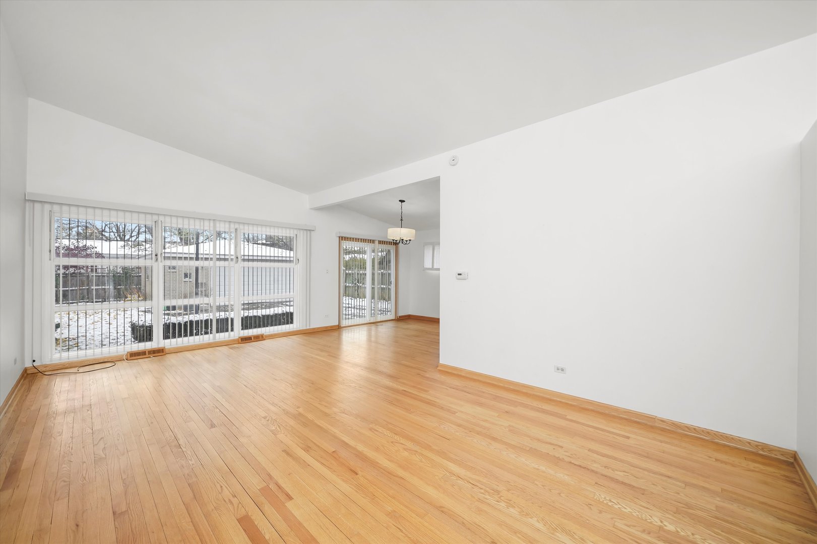 400 Locust Road Wilmette, IL 60091 - Photo 21 of 32