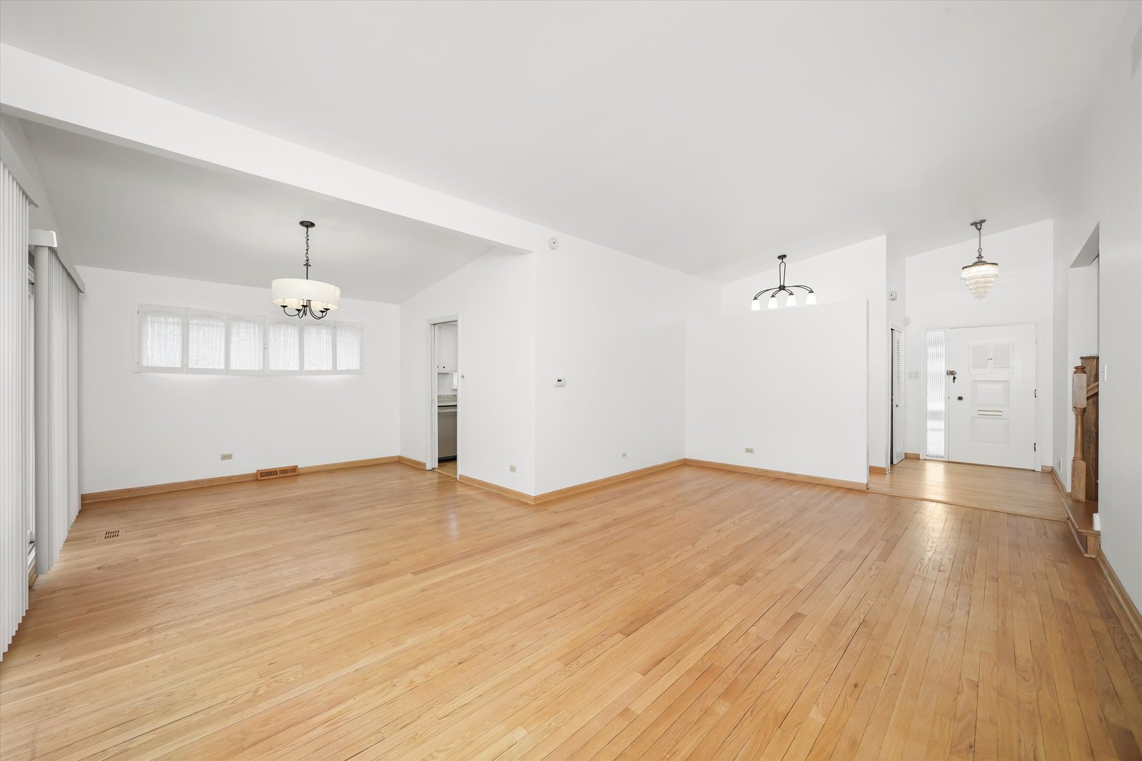 400 Locust Road Wilmette, IL 60091 - Photo 22 of 32