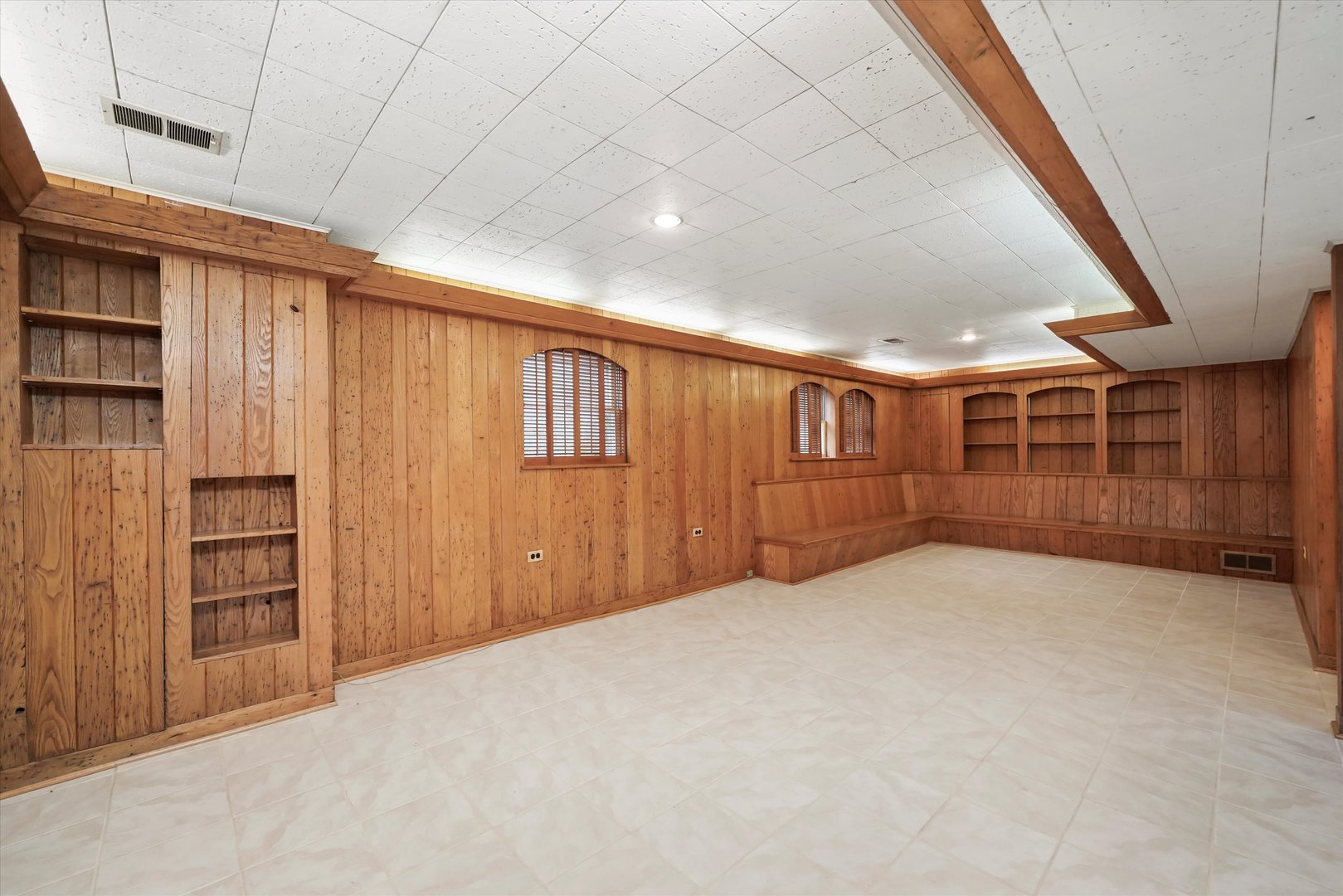 400 Locust Road Wilmette, IL 60091 - Photo 29 of 32