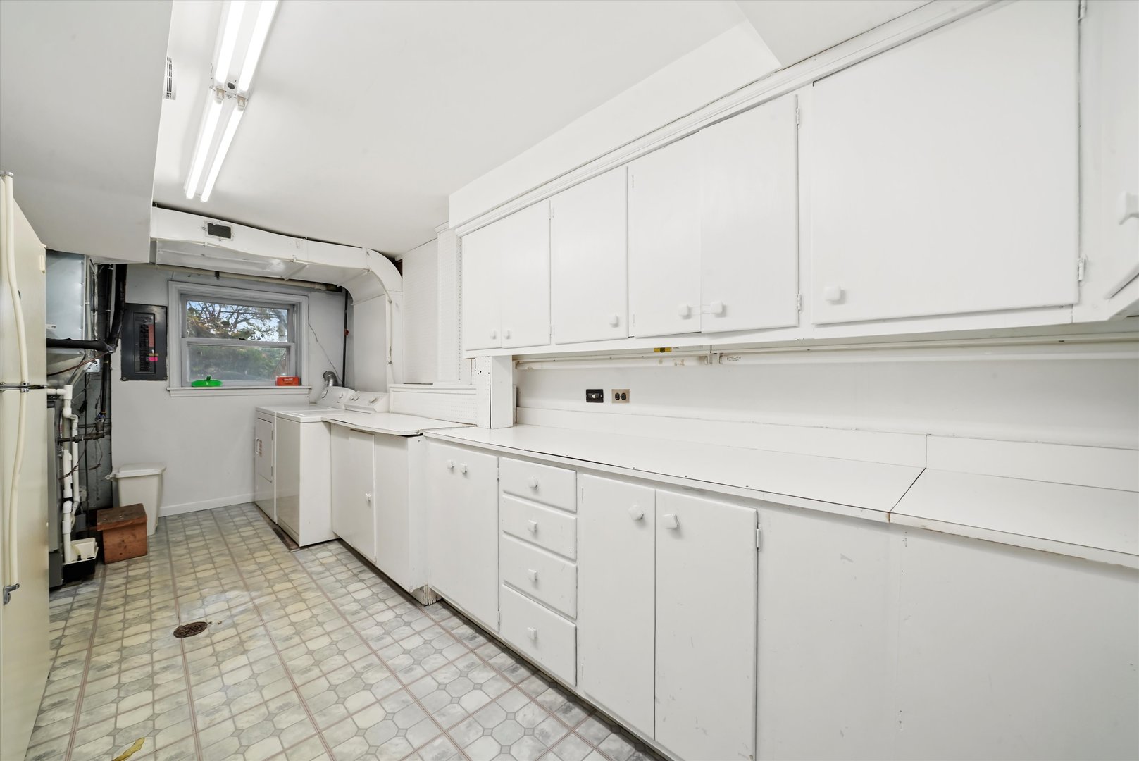 400 Locust Road Wilmette, IL 60091 - Photo 30 of 32