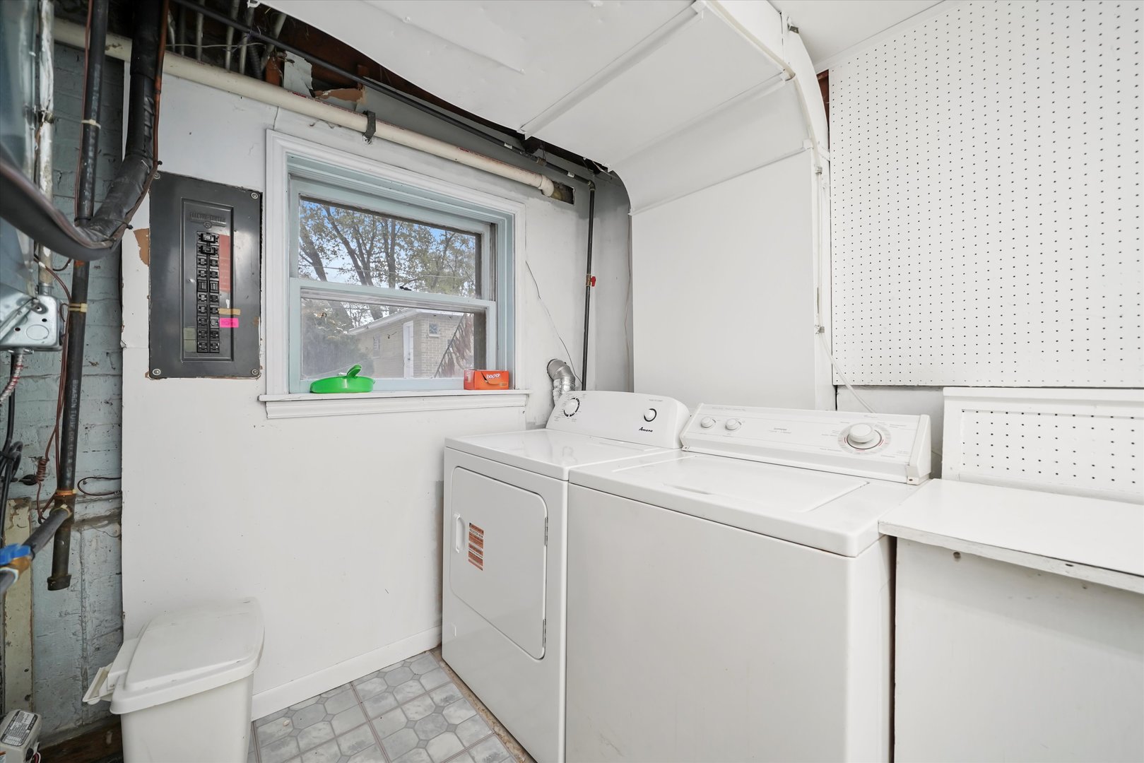 400 Locust Road Wilmette, IL 60091 - Photo 31 of 32