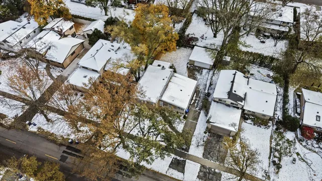 $4,350 | 400 Locust Road, Wilmette, IL 60091