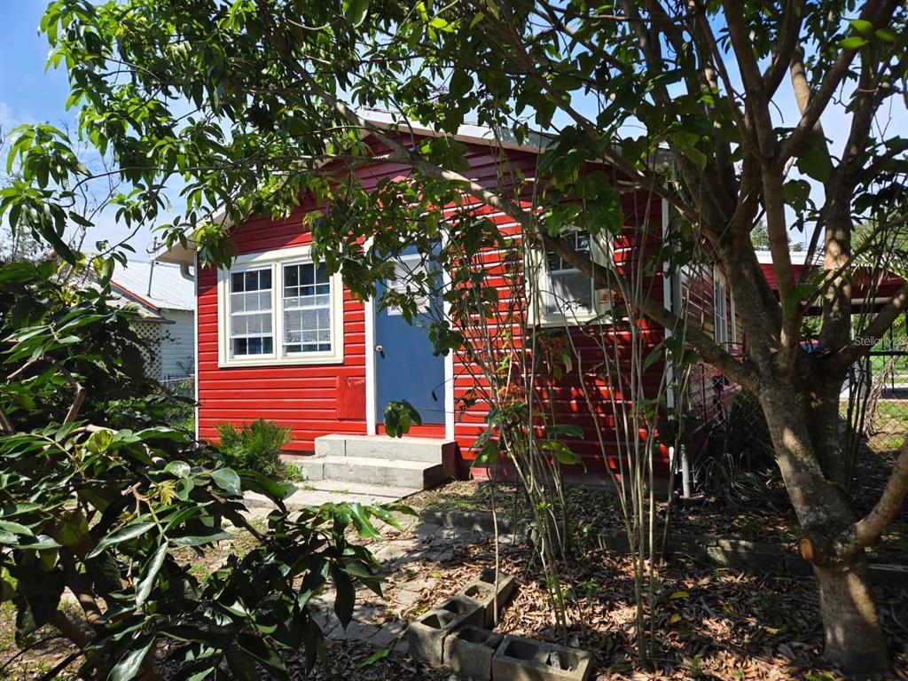 10 McCarthy Avenue Frostproof, FL 33843 - Photo 4 of 9