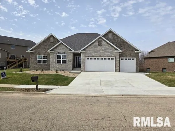 $699,000 | 11227 North Stone Creek Drive, Dunlap, IL 61525