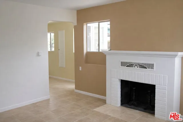 $1,999 | 993 West Hays Street, Banning, CA 92220