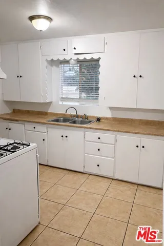 $1,899 | 993 West Hays Street, Banning, CA 92220