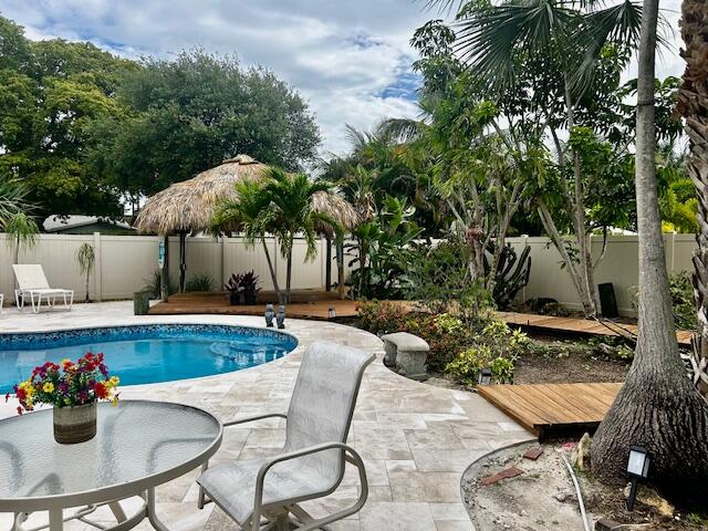 631 Linnet Circle Delray Beach, FL 33444 - Photo 7 of 17 IMG_4750
