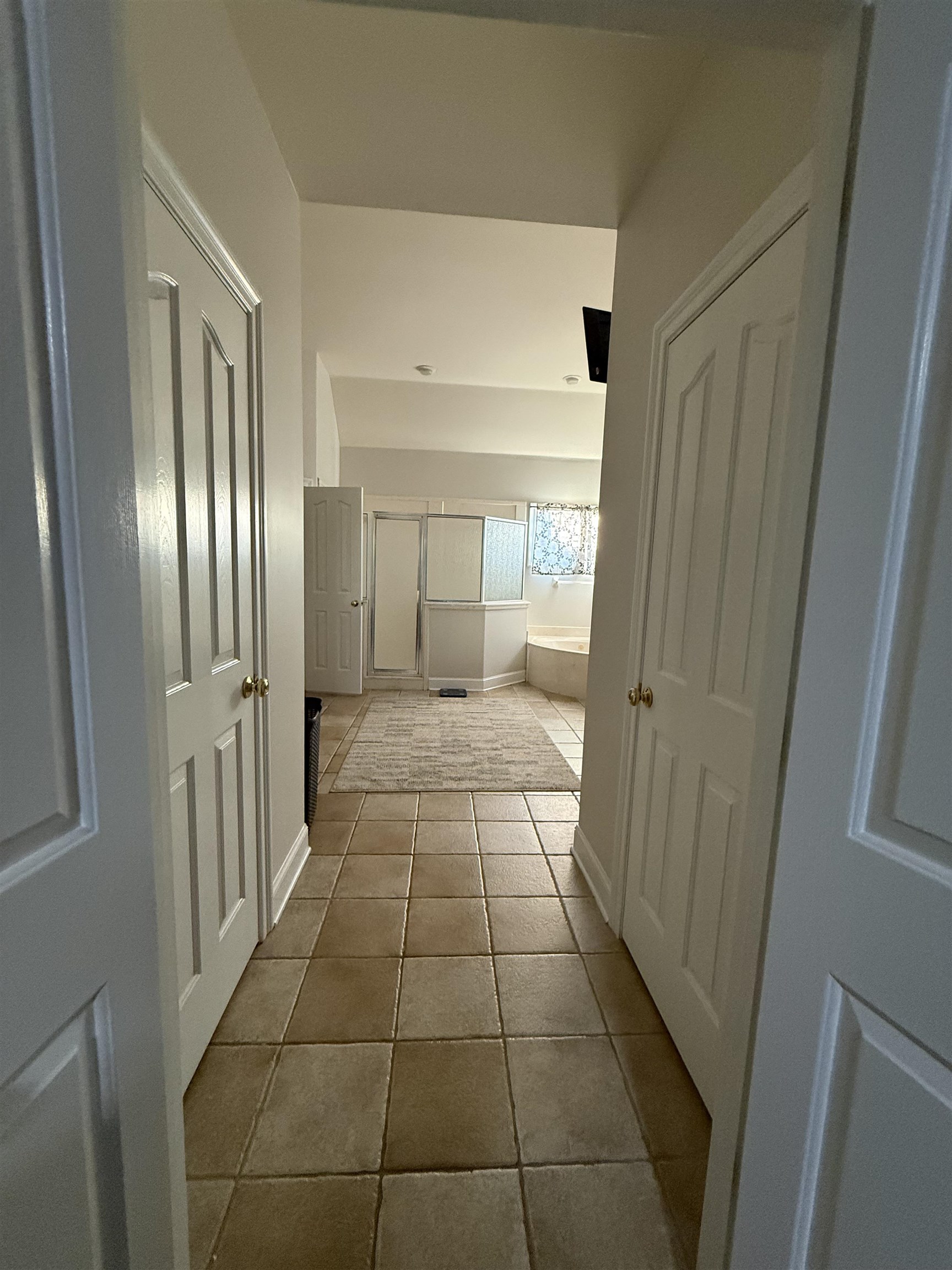 7935 Oak Spring Cove Millington, TN 38053 - Photo 18 of 39 a view of a hallway