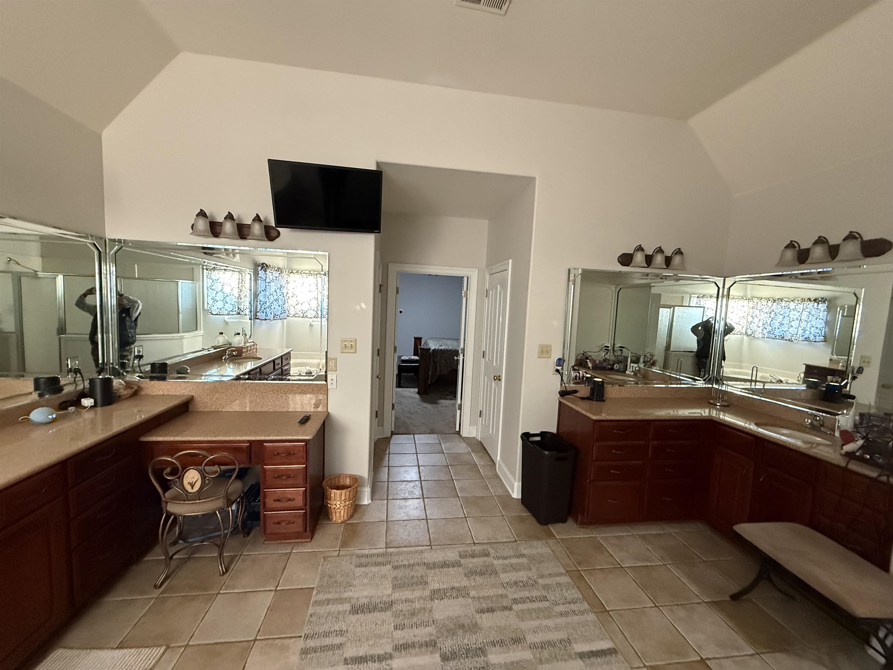 7935 Oak Spring Cove Millington, TN 38053 - Photo 19 of 39 a large bathroom with a large tub and sink