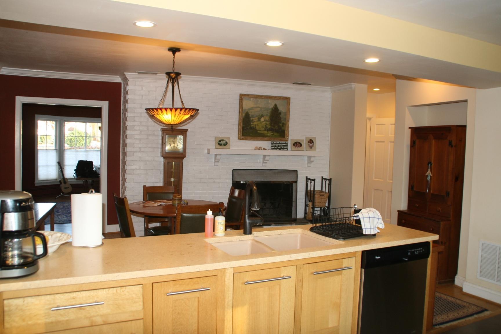 935 West Point Road Salem, VA 24153 - Photo 13 of 28 8-kitchen