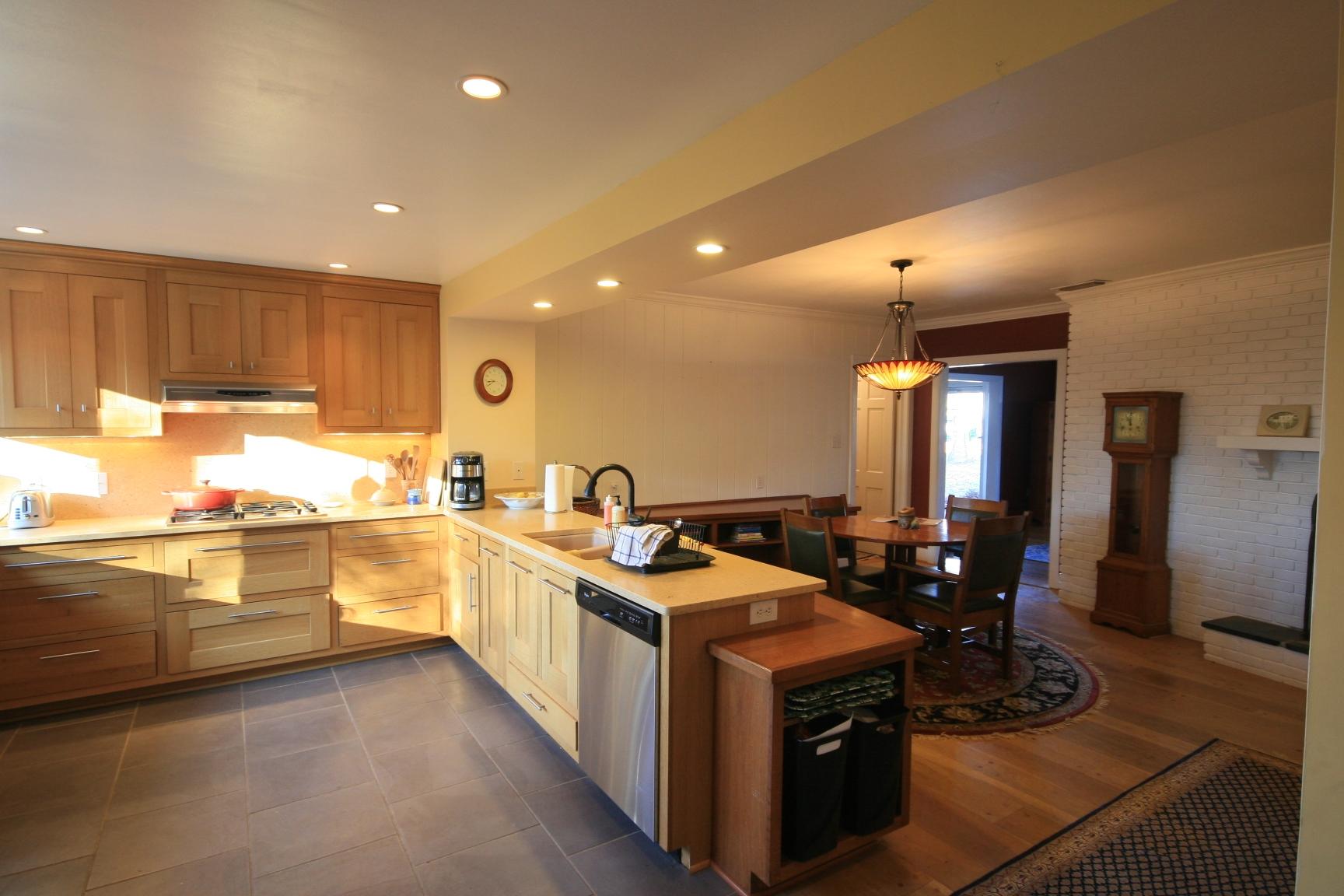 935 West Point Road Salem, VA 24153 - Photo 14 of 28 9-kitchen