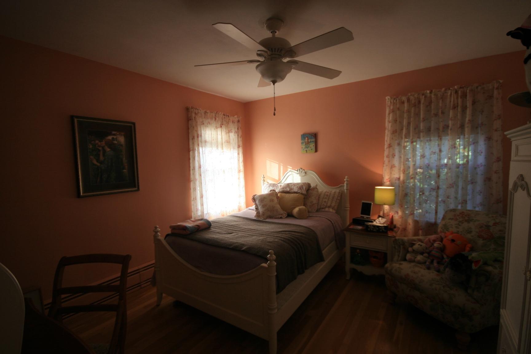 935 West Point Road Salem, VA 24153 - Photo 18 of 28 13-girl's room
