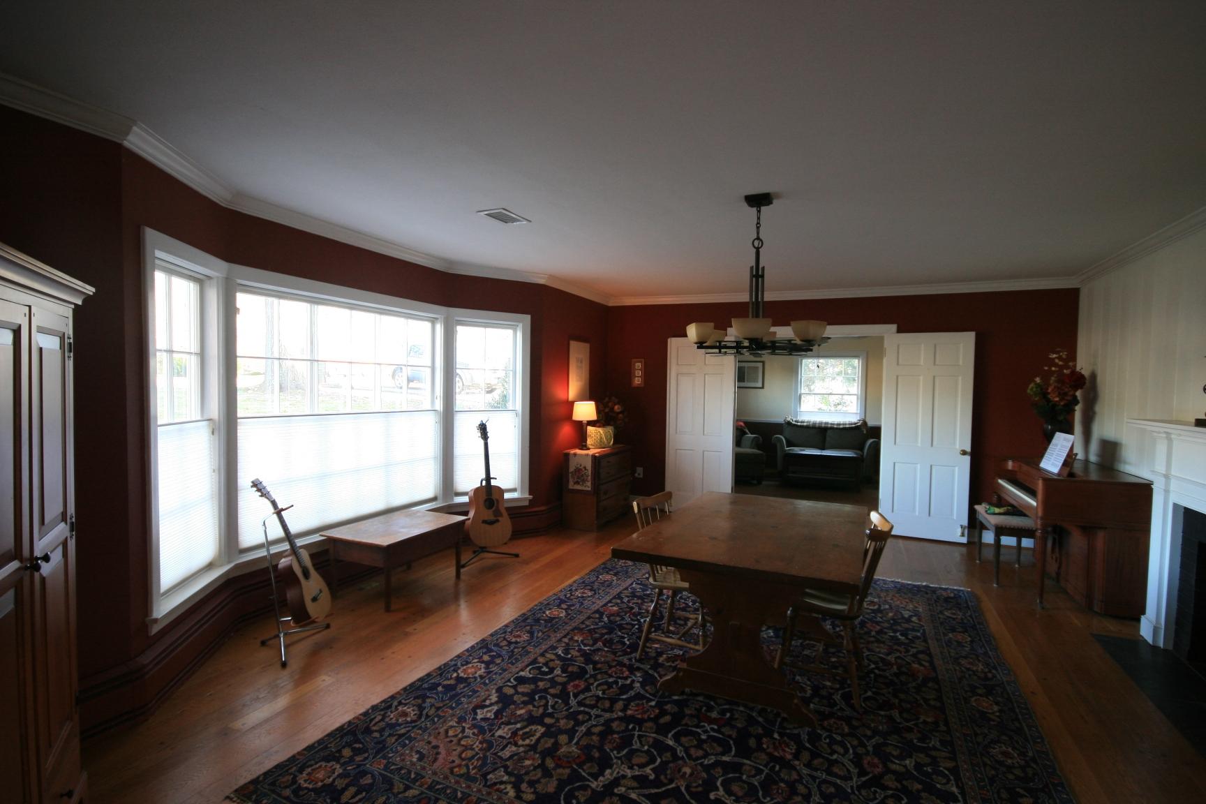 935 West Point Road Salem, VA 24153 - Photo 8 of 28 3-Dining
