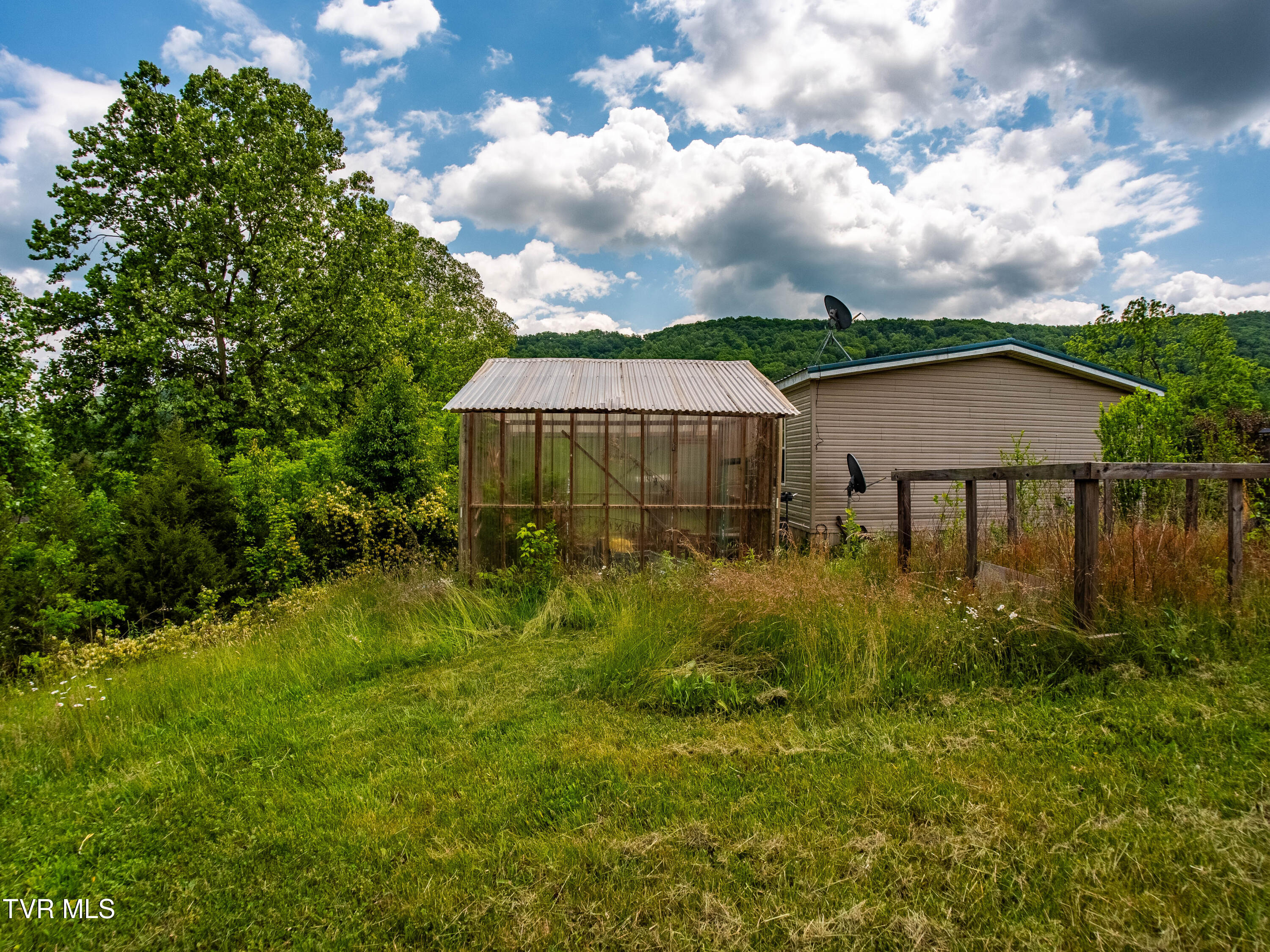 3710 Goshen Valley Road Rogersville, TN 37857 - Photo 30 of 31 P1322868-HDR
