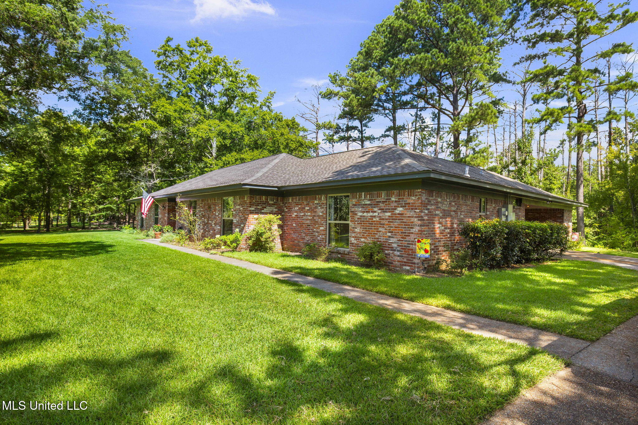 879 North Old Canton Road Canton, MS 39046 - Photo 12 of 61 1-web-or-mls-879 North Old Canton-1